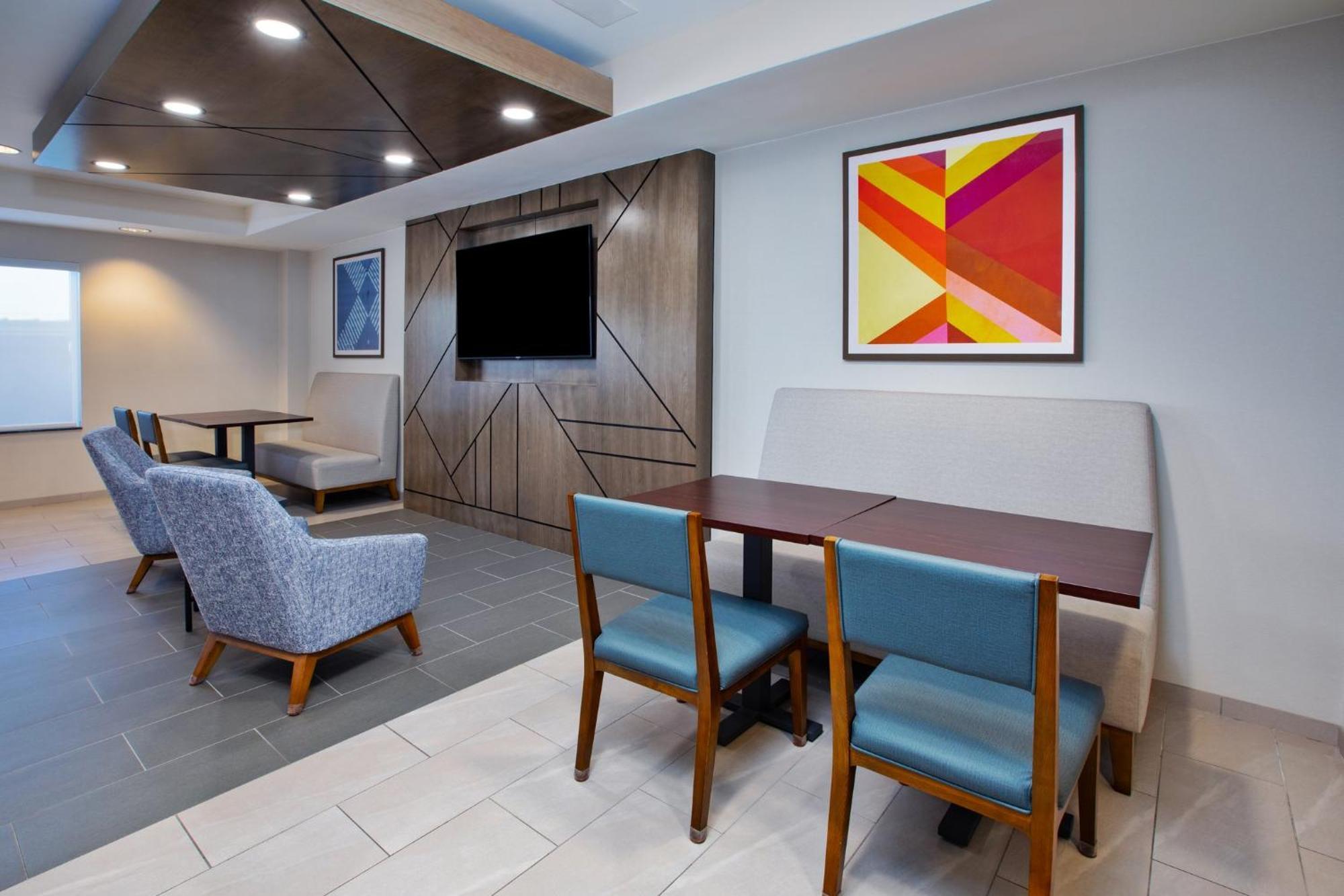 Holiday Inn Express Fremont By Ihg Εξωτερικό φωτογραφία