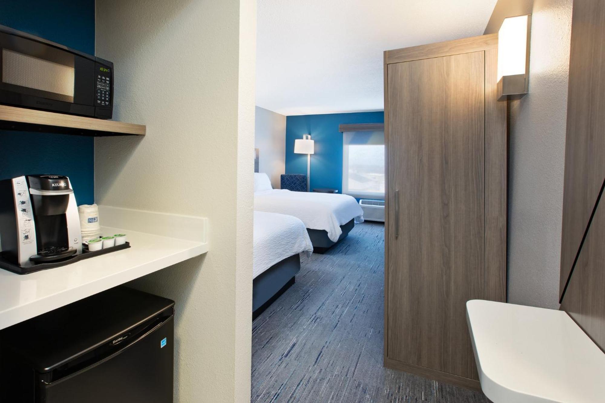 Holiday Inn Express Fremont By Ihg Εξωτερικό φωτογραφία