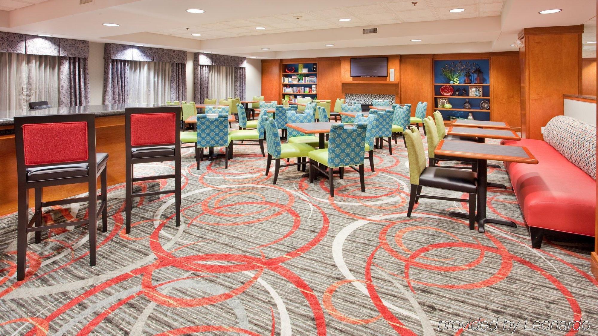 Holiday Inn Express Fremont By Ihg Εξωτερικό φωτογραφία