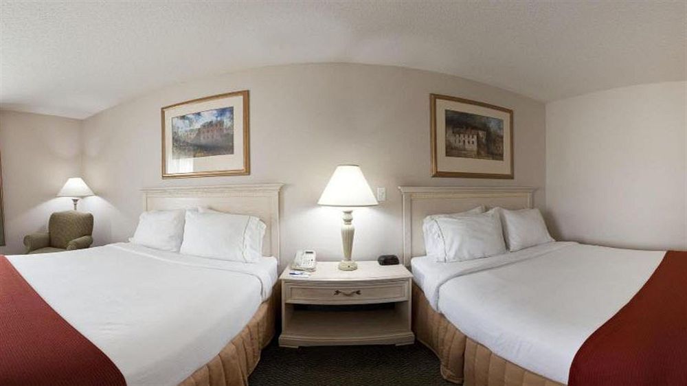 Holiday Inn Express Fremont By Ihg Εξωτερικό φωτογραφία